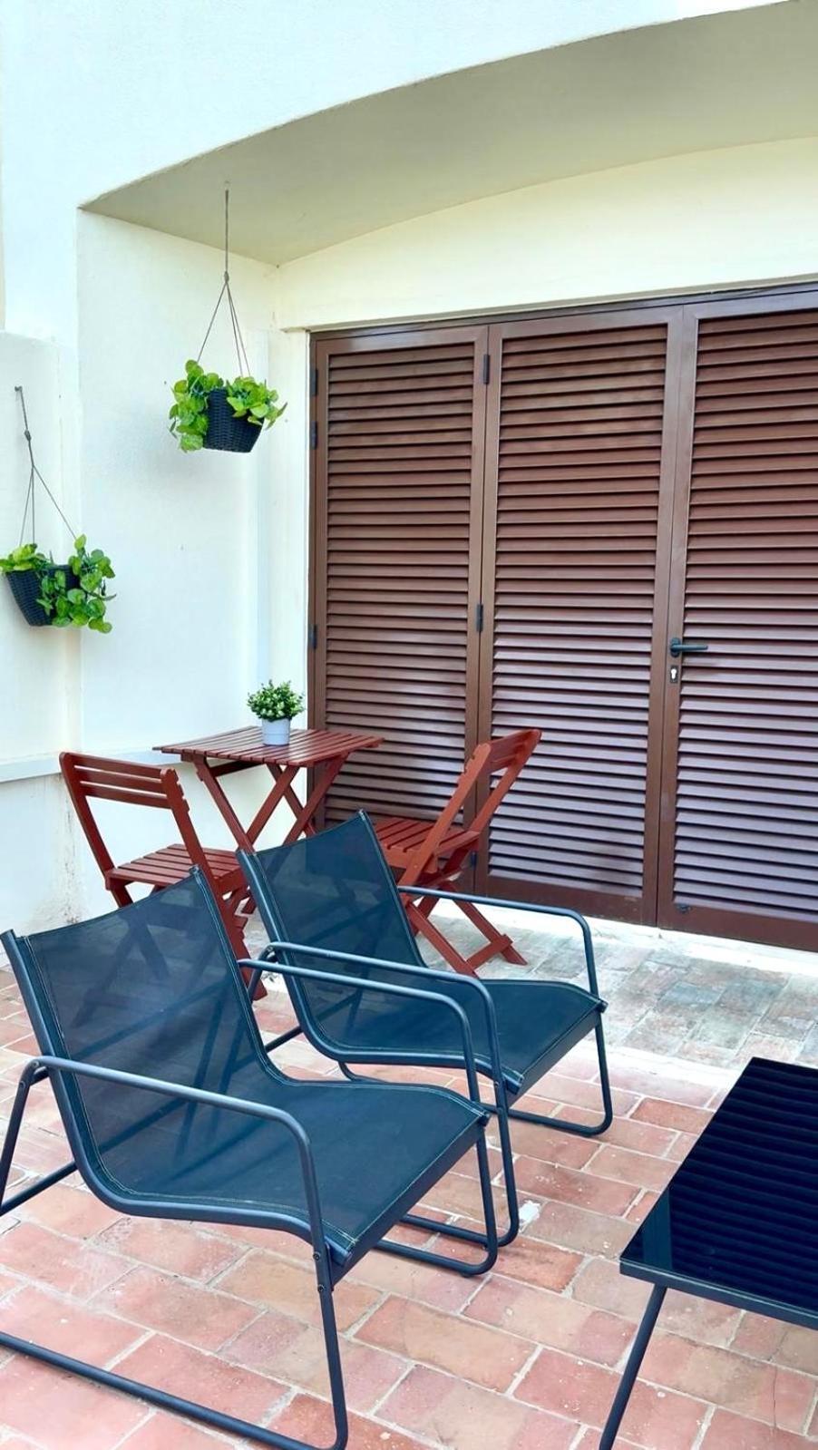 Cozy And Stylish Studio Apt Just 800M From The Beach - New On Booking! البوفيرا المظهر الخارجي الصورة